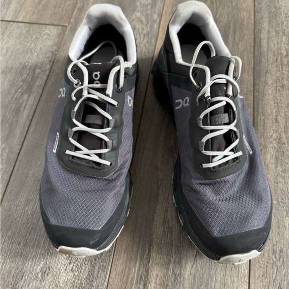 On Running Black and Gray Sneakers - Picture 7 of 13